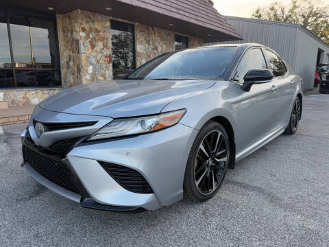 2019 Toyota Camry XSE V6 FWD photo