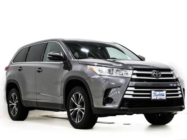 2019 Toyota Highlander LE FWD photo