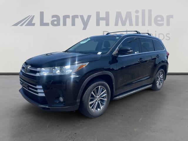 2019 Toyota Highlander XLE FWD photo