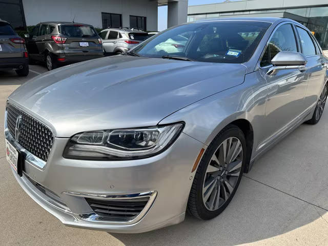 2020 Lincoln MKZ Reserve AWD photo