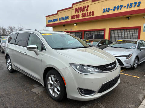2020 Chrysler Pacifica Minivan Limited FWD photo