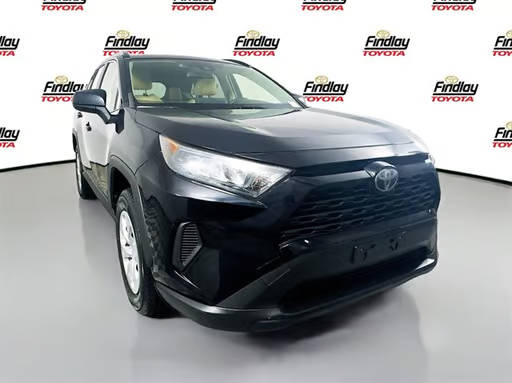 2019 Toyota RAV4 LE AWD photo