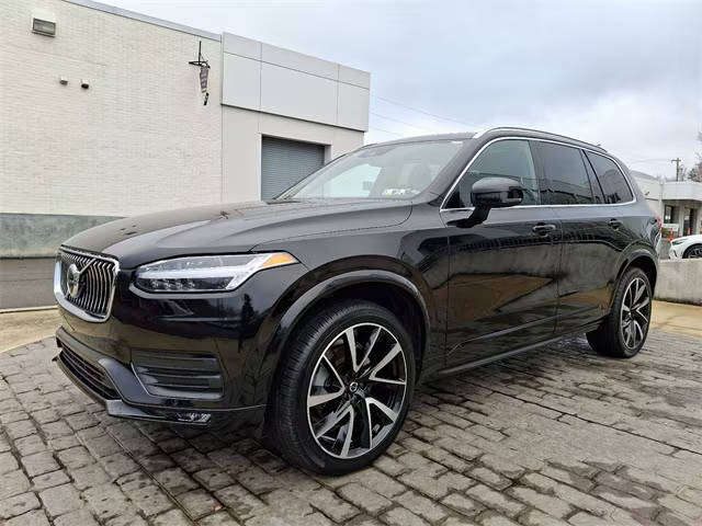 2020 Volvo XC90 Momentum AWD photo