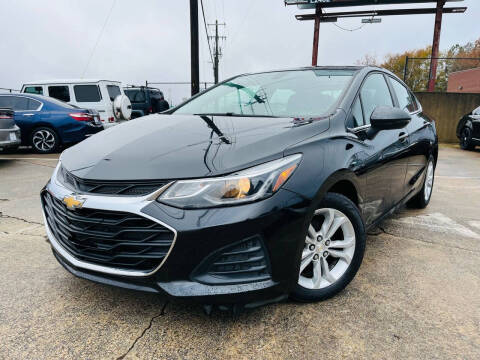 2019 Chevrolet Cruze LT FWD photo