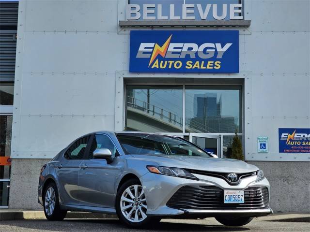 2018 Toyota Camry LE FWD photo