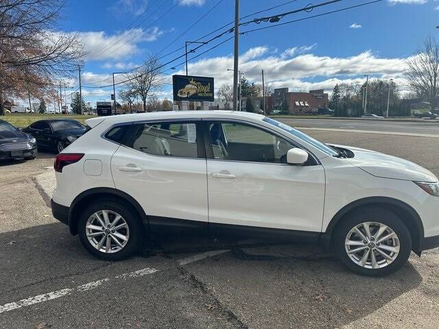 2019 Nissan Rogue Sport S AWD photo