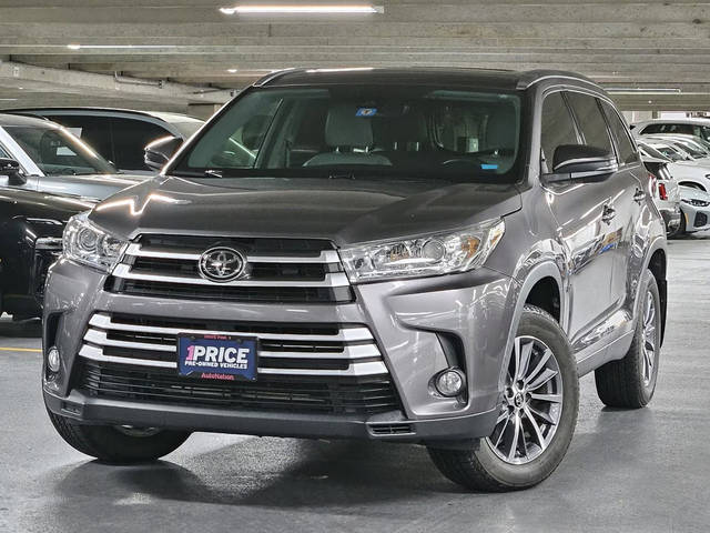 2019 Toyota Highlander XLE AWD photo