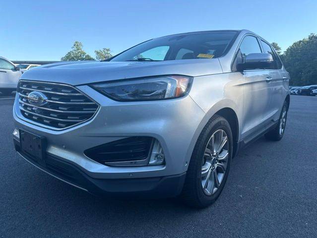 2019 Ford Edge Titanium AWD photo
