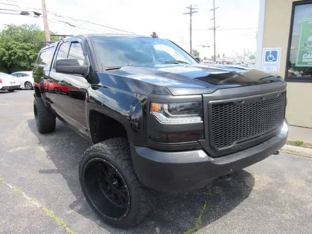 2018 Chevrolet Silverado 1500 LT 4WD photo