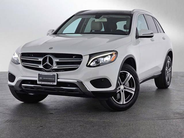 2017 Mercedes-Benz GLC-Class GLC 300 RWD photo