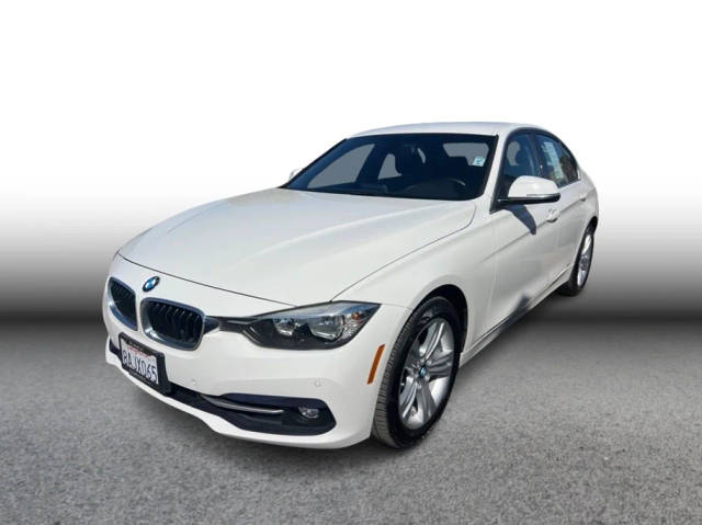 2017 BMW 3 Series 330i RWD photo