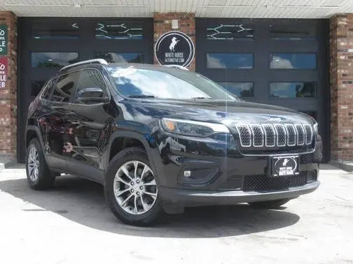 2020 Jeep Cherokee Latitude Plus 4WD photo
