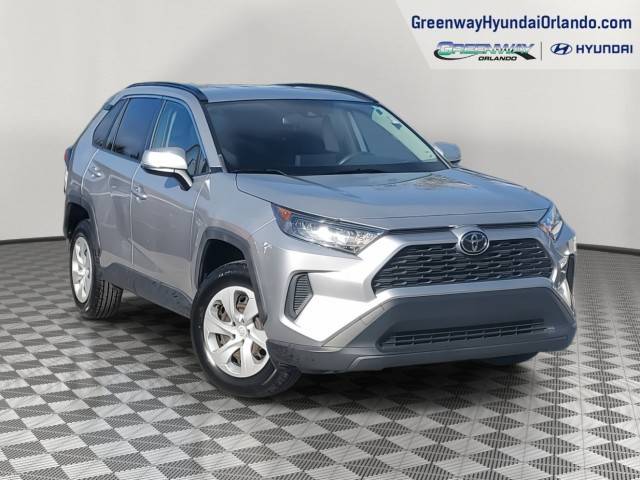 2019 Toyota RAV4 LE FWD photo