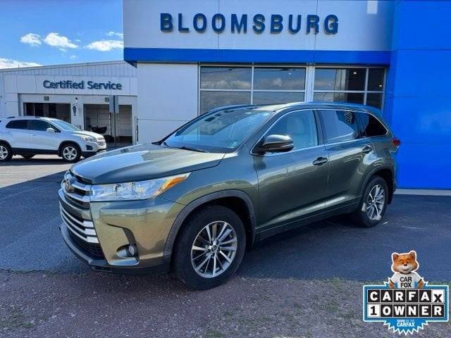 2019 Toyota Highlander XLE AWD photo