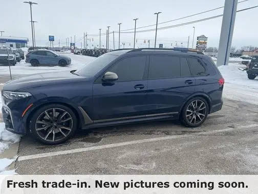 2020 BMW X7 M50i AWD photo