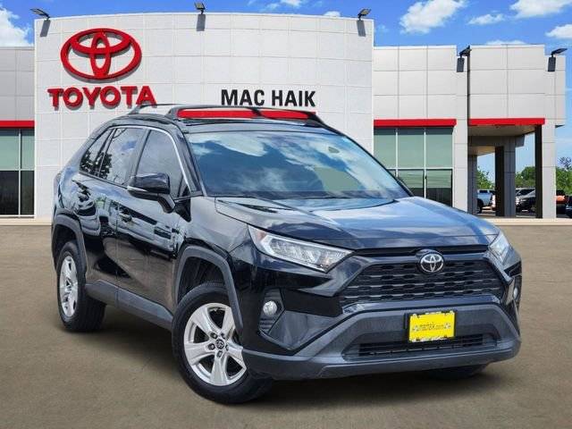 2019 Toyota RAV4 XLE FWD photo