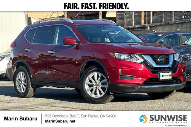 2020 Nissan Rogue SV FWD photo