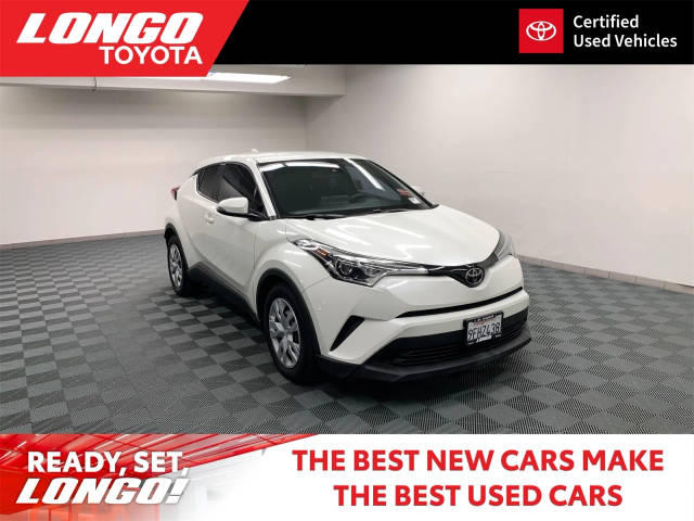 2019 Toyota C-HR LE FWD photo