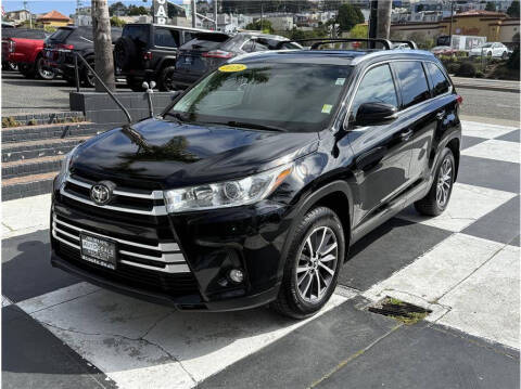 2019 Toyota Highlander XLE AWD photo
