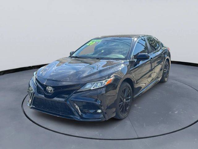 2020 Toyota Camry SE FWD photo