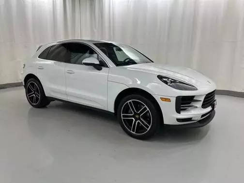 2020 Porsche Macan S AWD photo