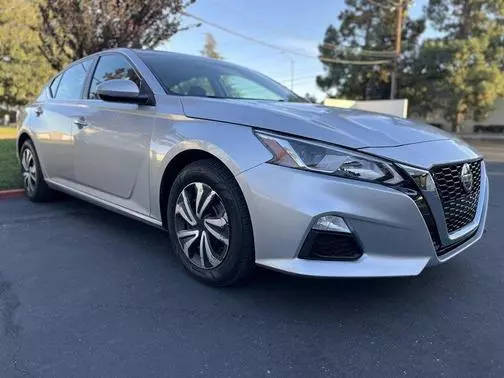 2019 Nissan Altima 2.5 S FWD photo