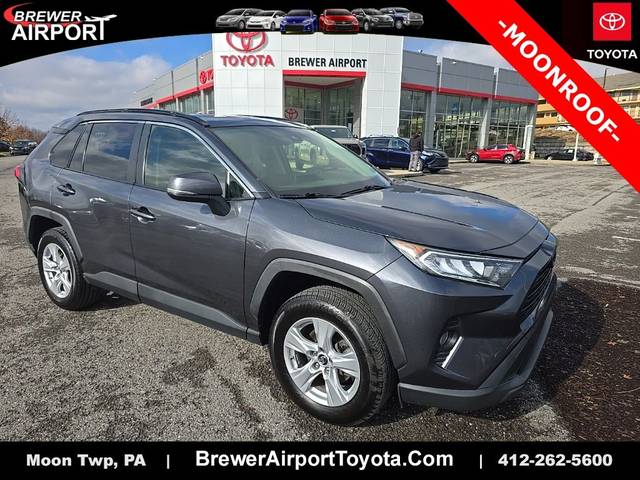 2019 Toyota RAV4 XLE AWD photo