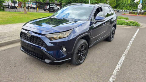 2019 Toyota RAV4 XLE AWD photo