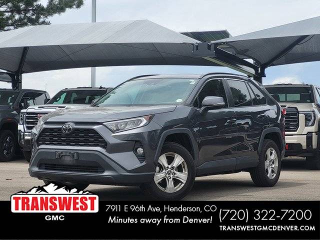 2020 Toyota RAV4 XLE AWD photo
