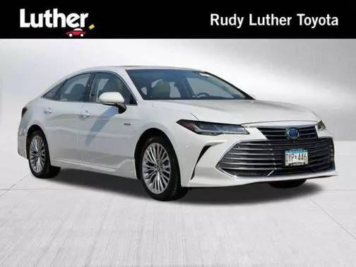 2020 Toyota Avalon Hybrid Limited FWD photo