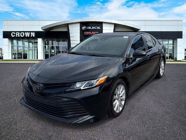 2020 Toyota Camry LE FWD photo