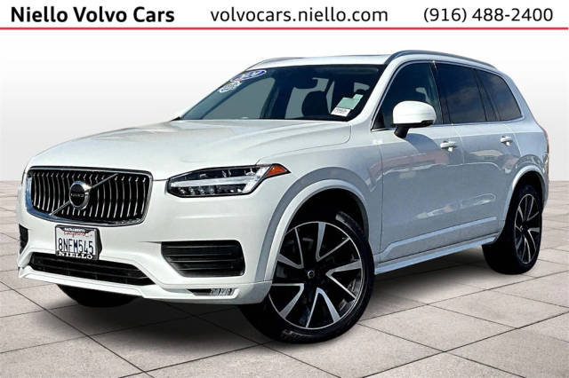 2020 Volvo XC90 Momentum AWD photo