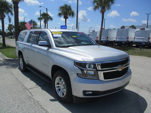 2018 Chevrolet Suburban LT RWD photo