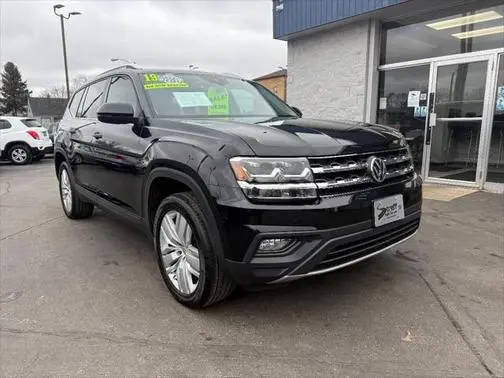 2019 Volkswagen Atlas 3.6L V6 SE w/Technology FWD photo