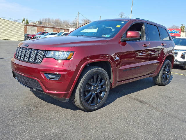2019 Jeep Grand Cherokee Altitude 4WD photo