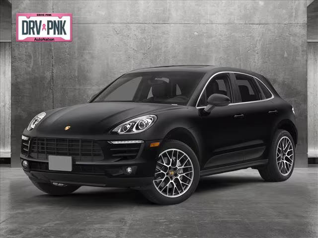 2015 Porsche Macan Turbo AWD photo