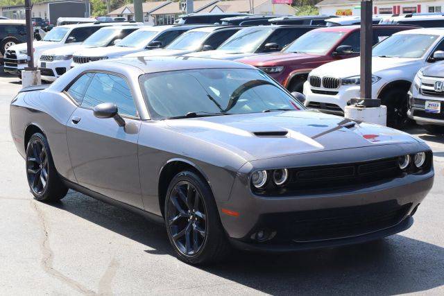 2019 Dodge Challenger SXT RWD photo