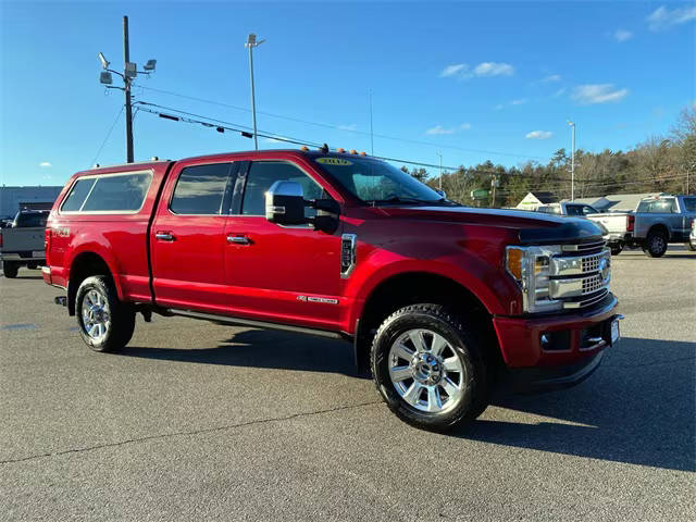 2019 Ford F-350 Super Duty Platinum 4WD photo