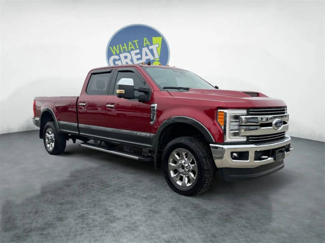 2019 Ford F-350 Super Duty LARIAT 4WD photo