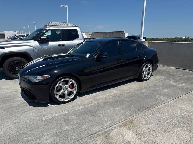 2019 Alfa Romeo Giulia Ti Sport RWD photo