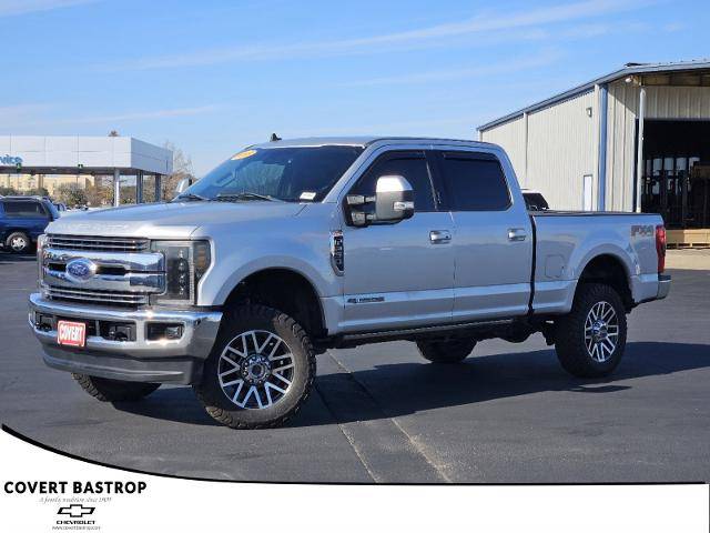 2019 Ford F-250 Super Duty LARIAT 4WD photo