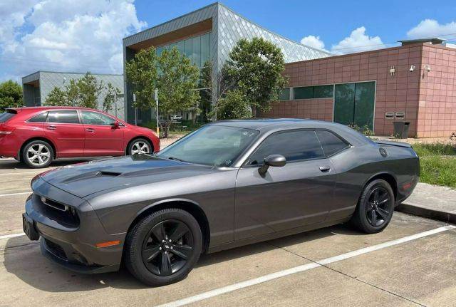 2019 Dodge Challenger SXT RWD photo