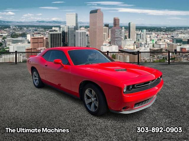 2019 Dodge Challenger SXT RWD photo