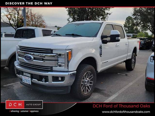 2019 Ford F-250 Super Duty LARIAT 4WD photo