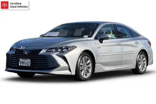 2020 Toyota Avalon Hybrid XLE FWD photo