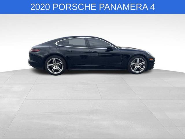 2020 Porsche Panamera  RWD photo