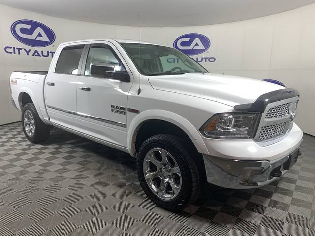 2016 Ram 1500 Laramie 4WD photo