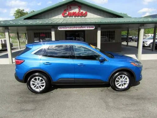 2020 Ford Escape SE AWD photo