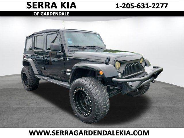 2016 Jeep Wrangler Unlimited Sahara 4WD photo