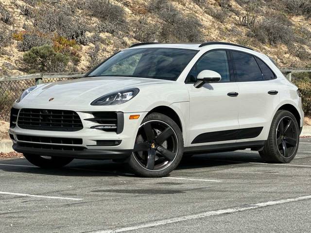 2020 Porsche Macan S AWD photo